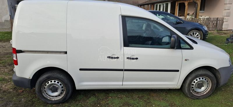 Volkswagen Caddy -  kompletan auto u delovima