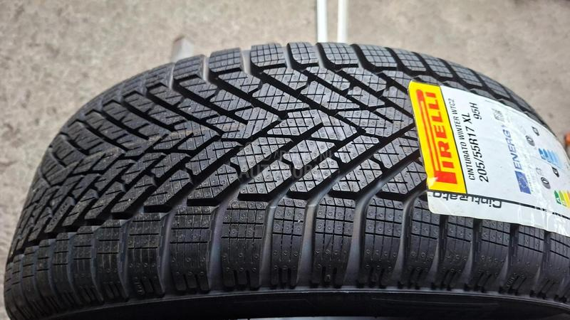 Pirelli 205/55 R17 Zimska