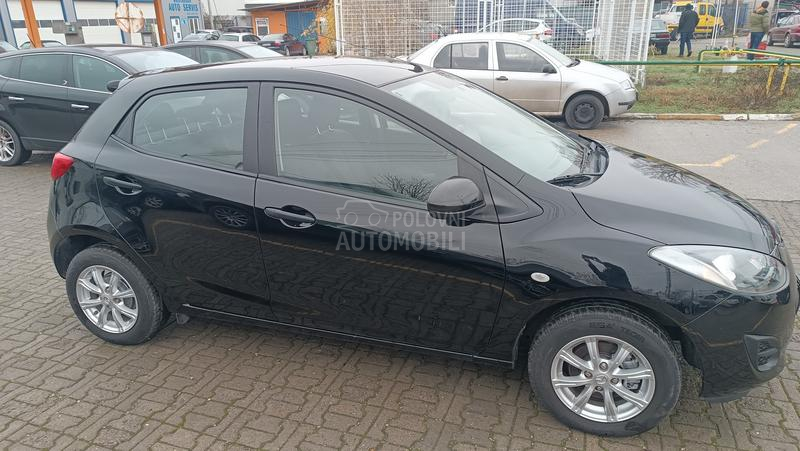 Mazda 2 1.3 MZR CE