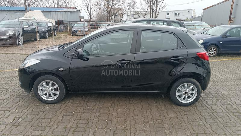 Mazda 2 1.3 MZR CE