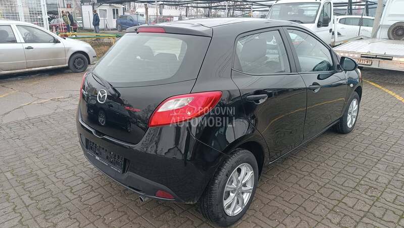 Mazda 2 1.3 MZR CE