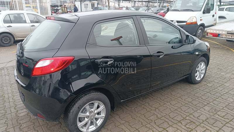 Mazda 2 1.3 MZR CE