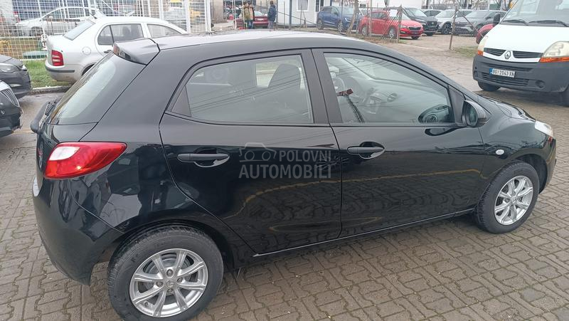 Mazda 2 1.3 MZR CE
