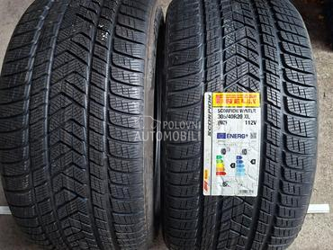 Pirelli 305/40 R20 Zimska
