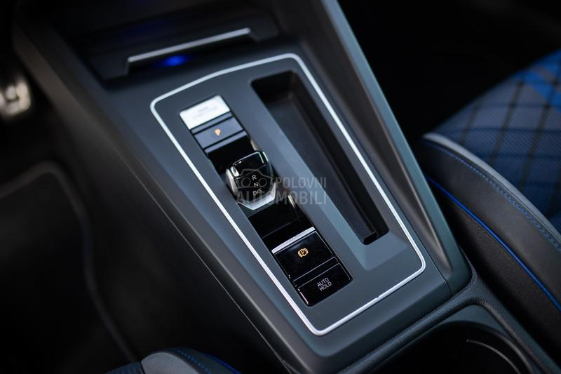 Volkswagen Golf 8 R    430hp