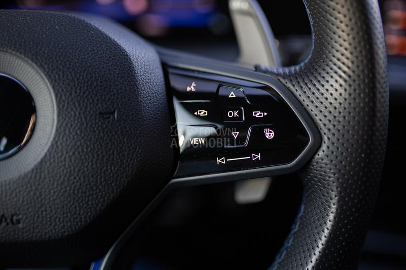 Volkswagen Golf 8 R    430hp