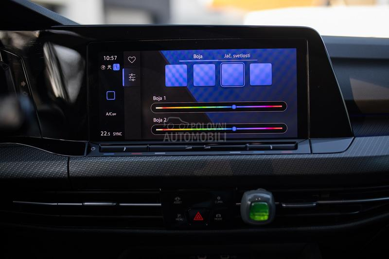 Volkswagen Golf 8 R    430hp