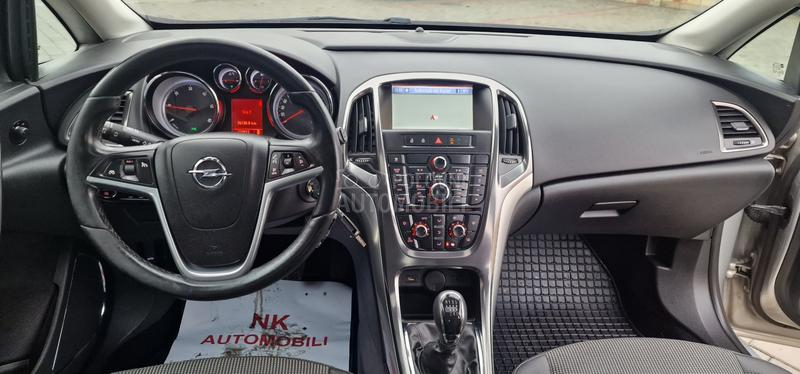 Opel Astra J 1.7 CDTI NOOVO