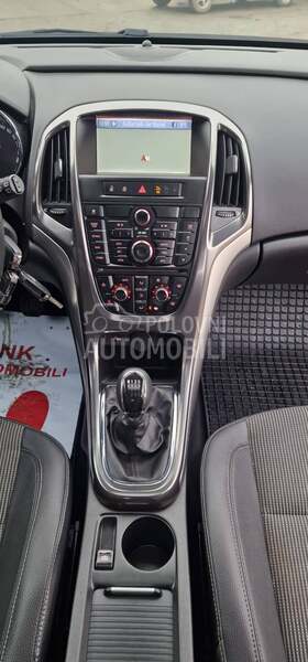 Opel Astra J 1.7 CDTI NOOVO