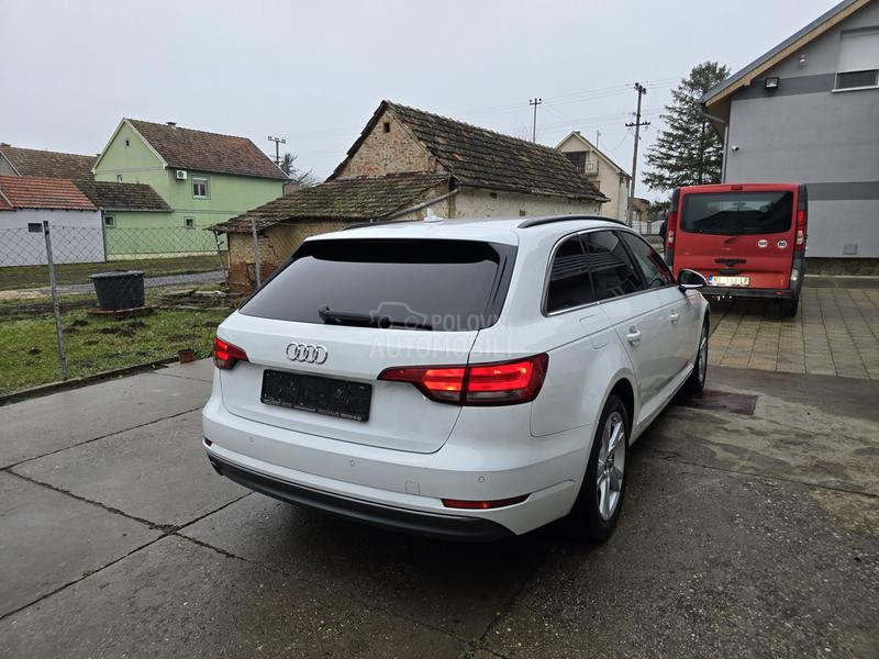 Audi A4 2.0TDI//VIRTUAL/AUT/