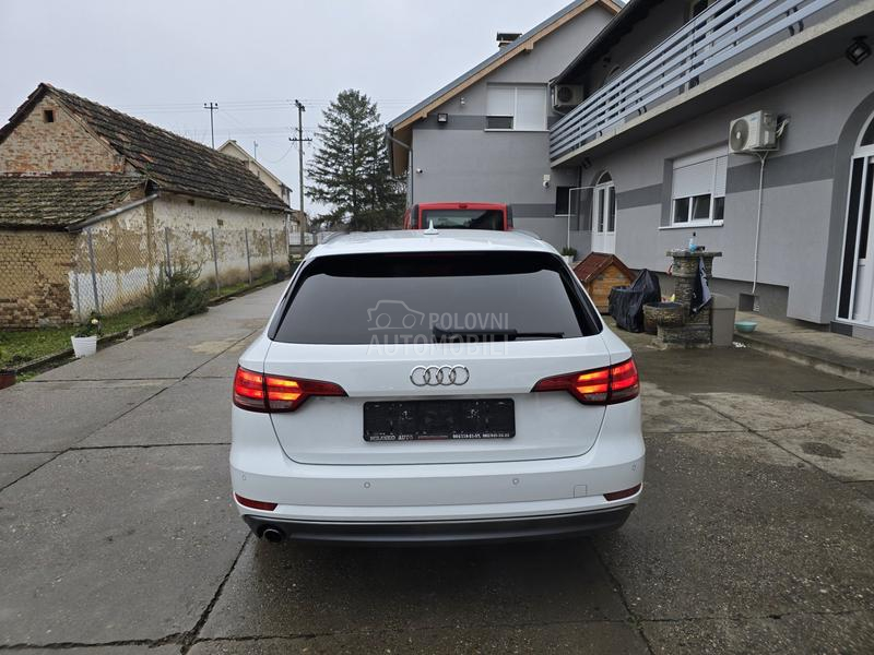 Audi A4 2.0TDI//VIRTUAL/AUT/