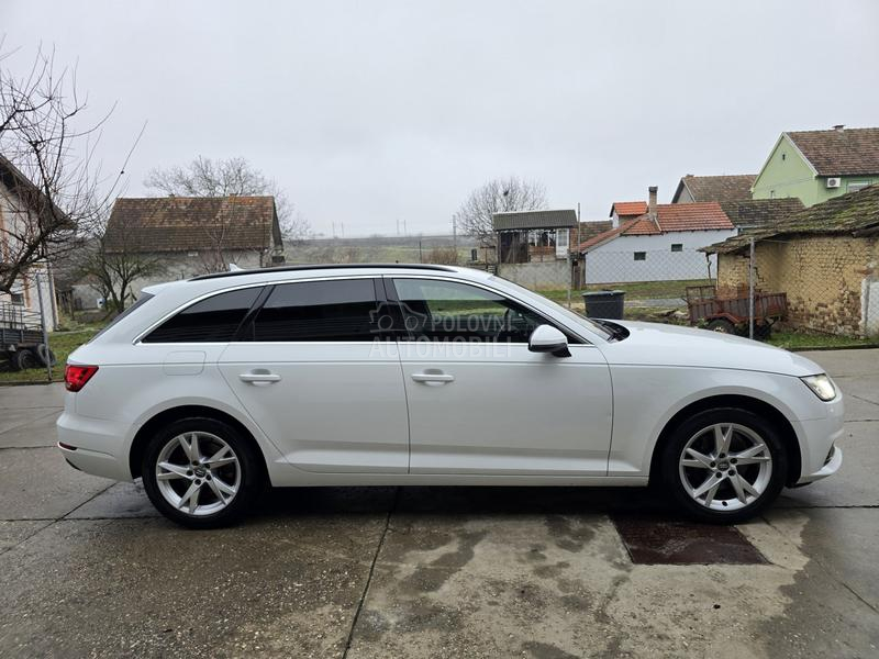 Audi A4 2.0TDI//VIRTUAL/AUT/