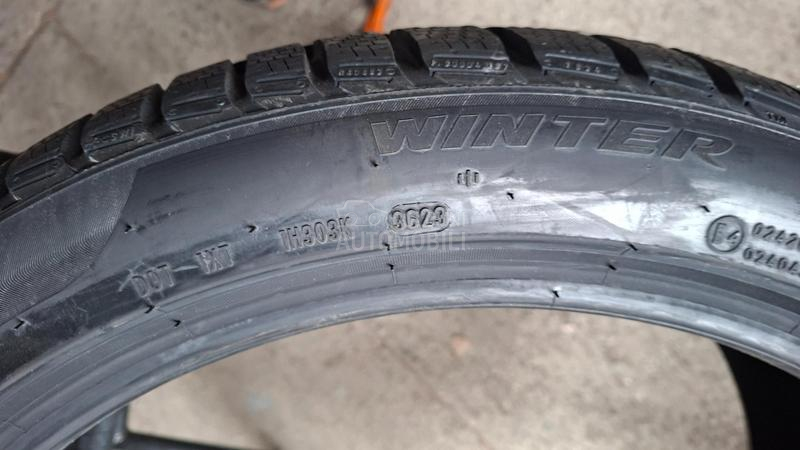 Pirelli 255/40 R20 Zimska