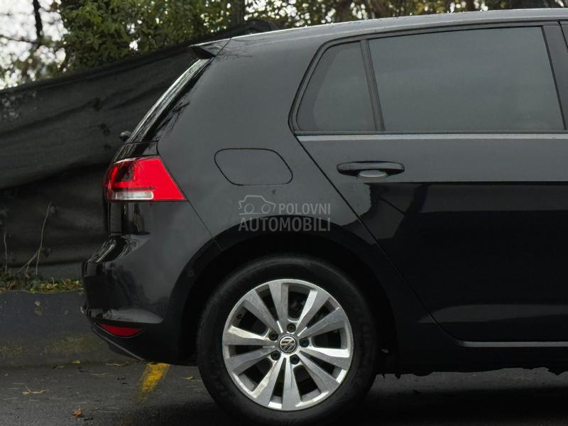 Volkswagen Golf 7 1.6 TDI HIGHLINE DSG