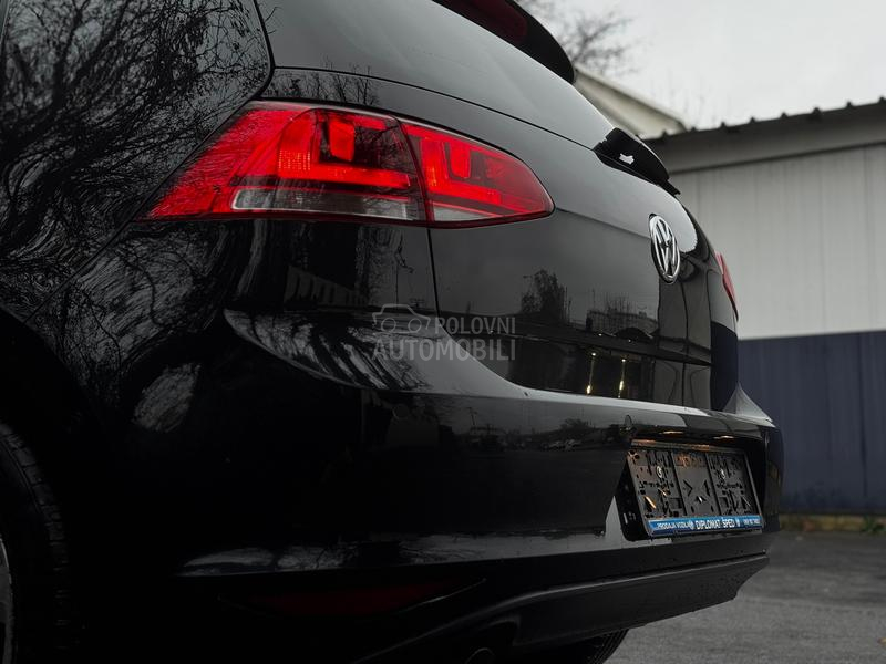 Volkswagen Golf 7 1.6 TDI HIGHLINE DSG