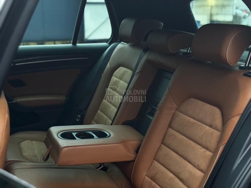 Volkswagen Golf 7 1.6 TDI HIGHLINE DSG