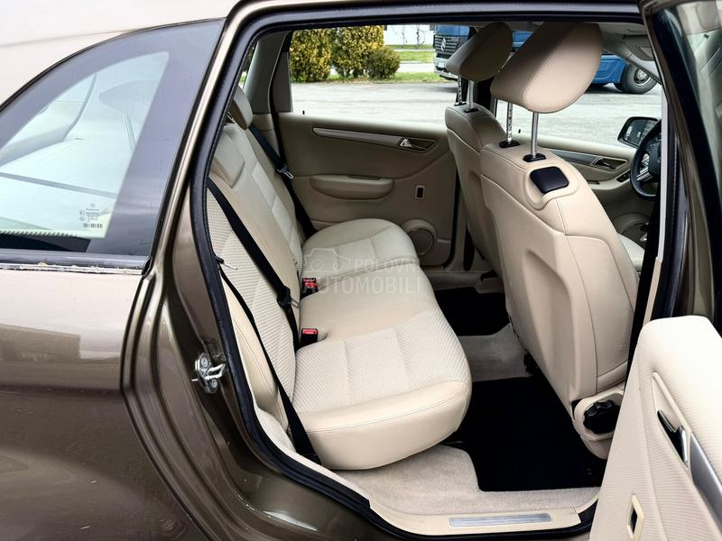 Mercedes Benz B 180 1.7 b/Ch/