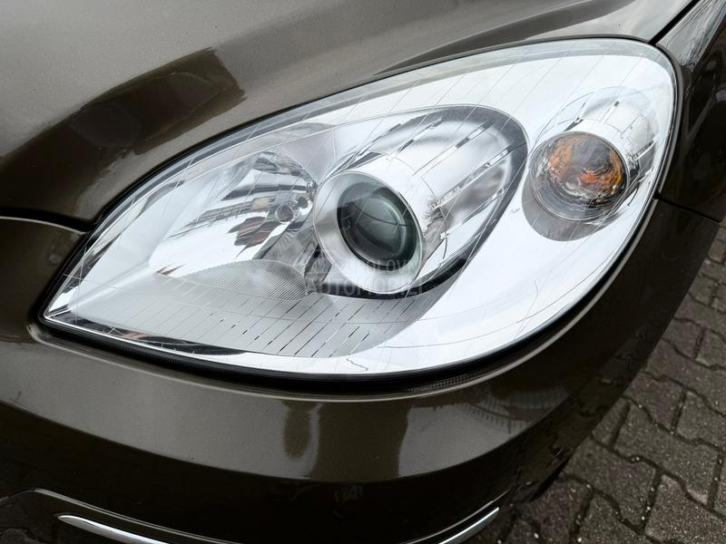 Mercedes Benz B 180 1.7 b/Ch/