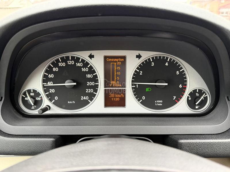 Mercedes Benz B 180 1.7 b/Ch/