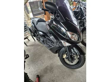 Yamaha T MAX 500