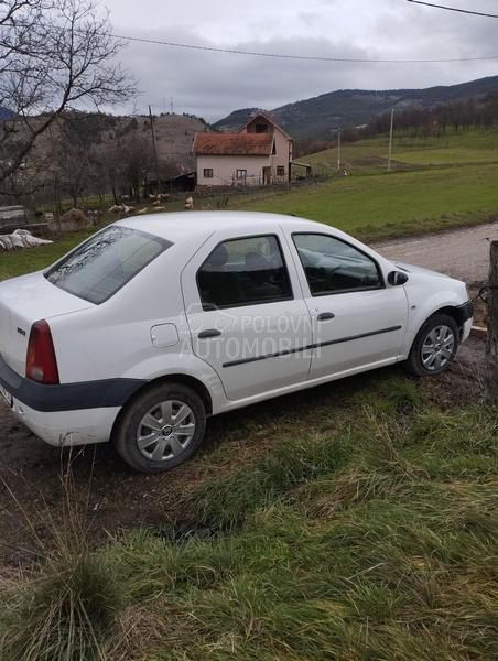 Dacia Logan 