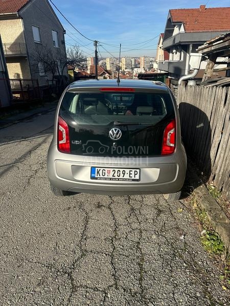 Volkswagen up! 