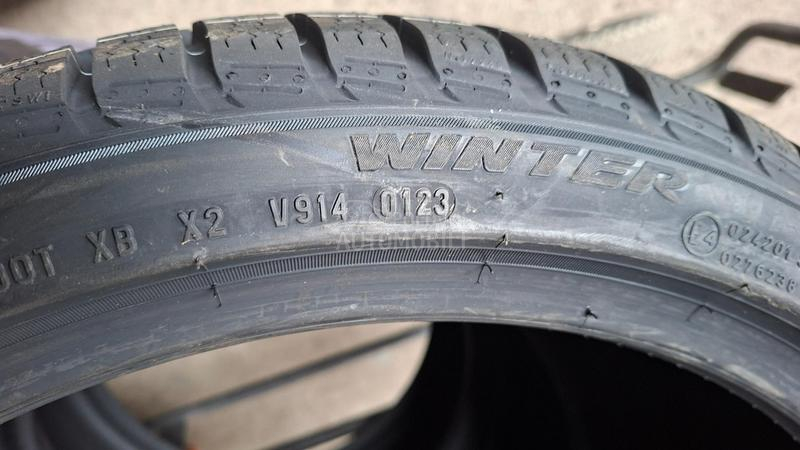 Pirelli 225/40 R19 Zimska