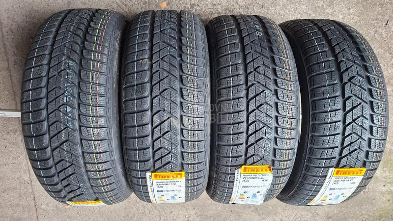 Pirelli 225/40 R19 Zimska
