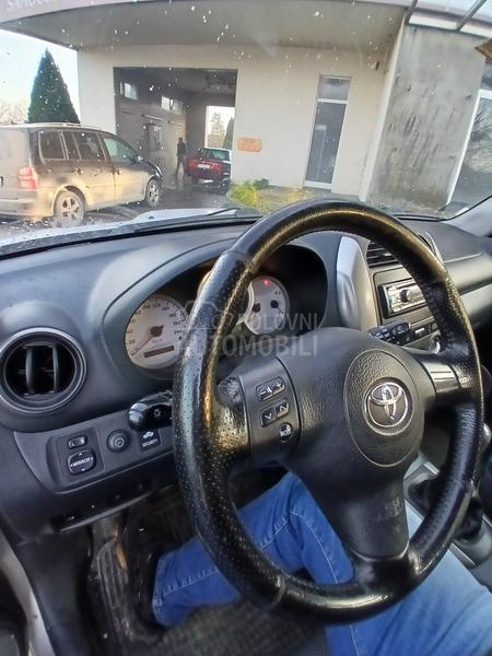 Toyota RAV 4 