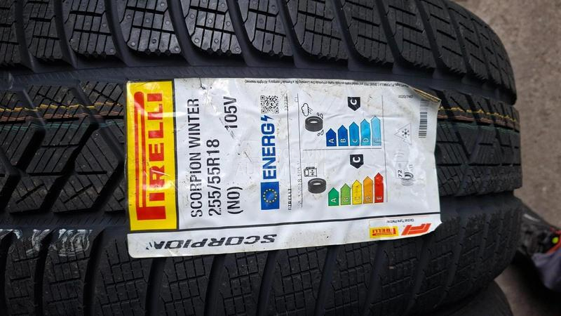 Pirelli 255/55 R18 Zimska