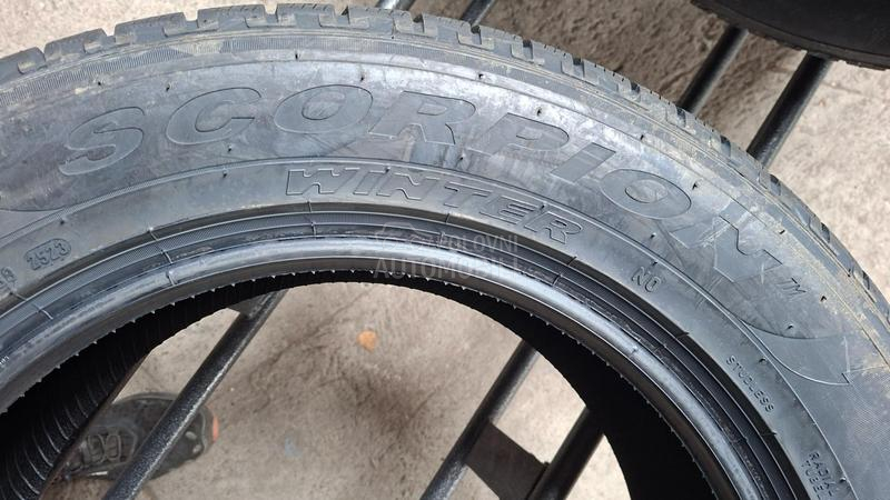 Pirelli 255/55 R18 Zimska