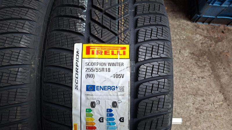 Pirelli 255/55 R18 Zimska