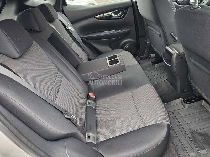 Nissan Qashqai //TOOP STANjE