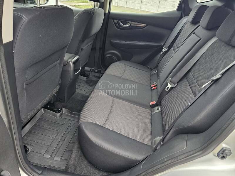 Nissan Qashqai //TOOP STANjE