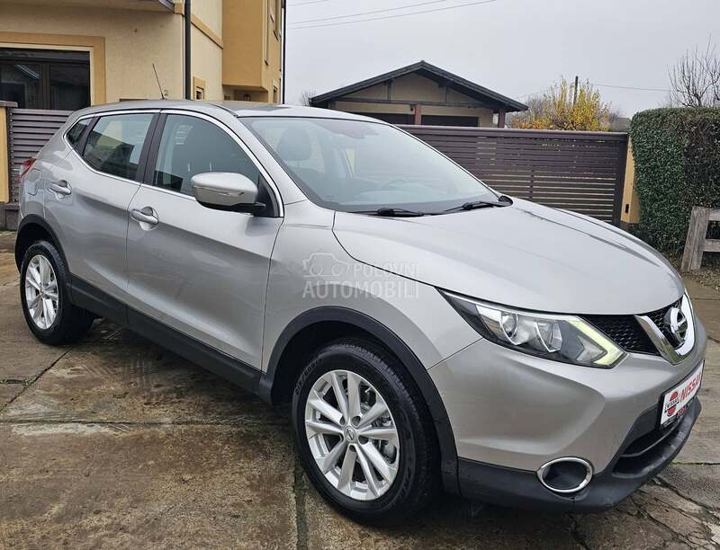 Nissan Qashqai //TOOP STANjE