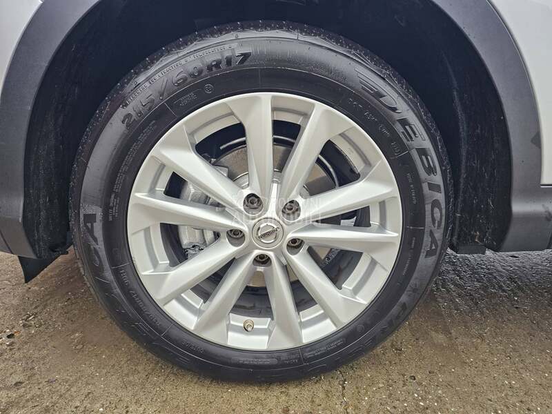 Nissan Qashqai //TOOP STANjE