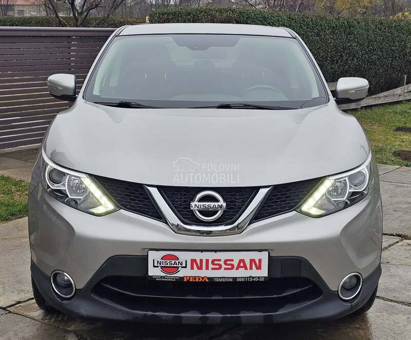 Nissan Qashqai //TOOP STANjE
