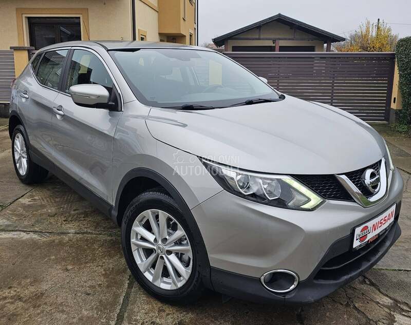 Nissan Qashqai //TOOP STANjE