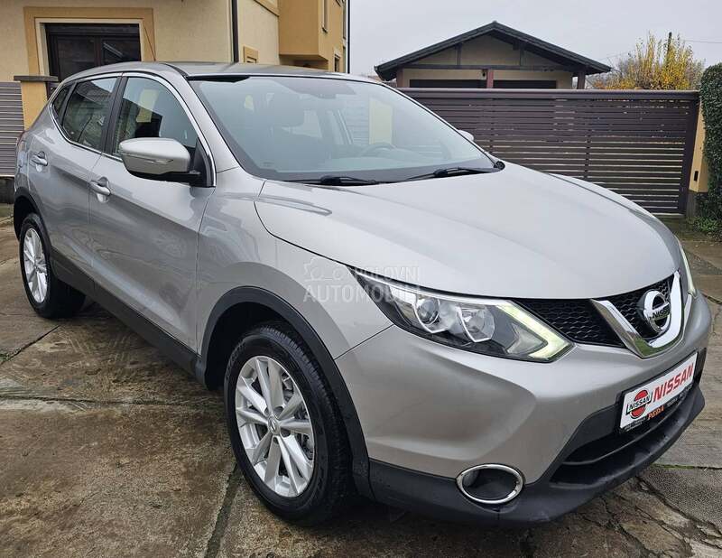 Nissan Qashqai //TOOP STANjE