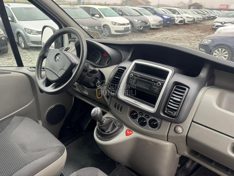 Opel Vivaro 