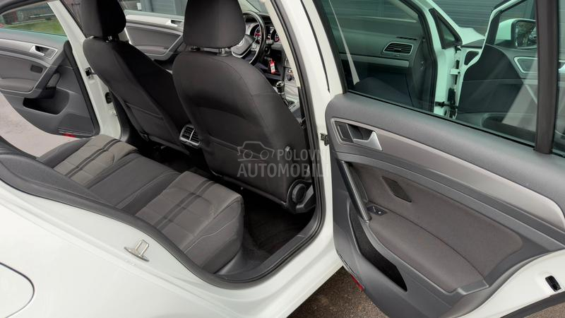 Volkswagen Golf 7 1.6TDI HIGHLINE