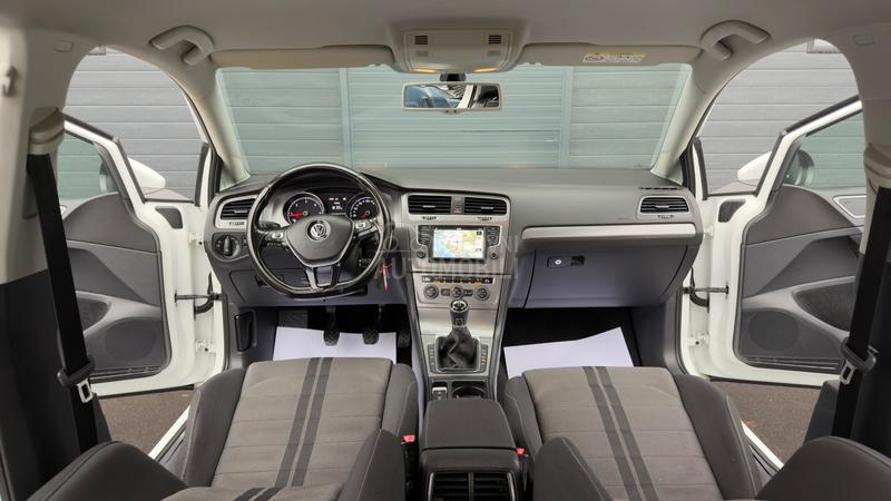 Volkswagen Golf 7 1.6TDI HIGHLINE