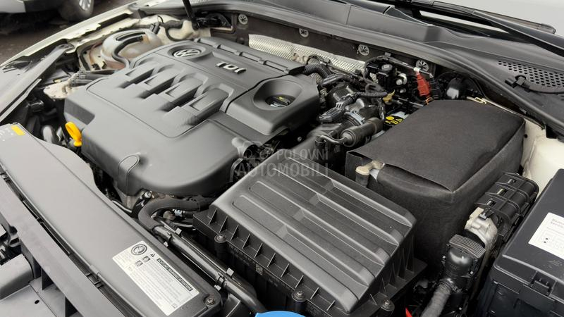 Volkswagen Golf 7 1.6TDI HIGHLINE