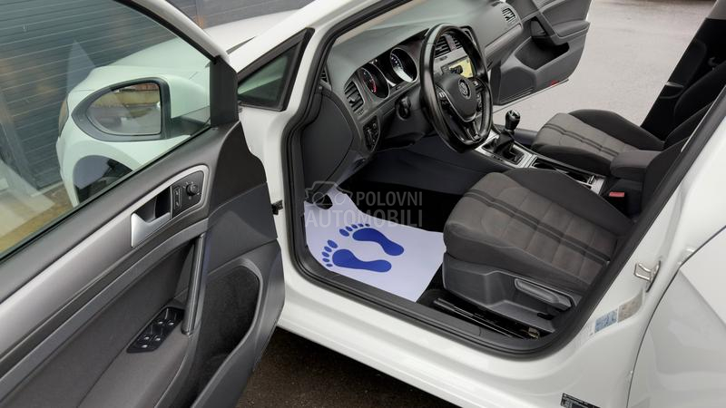 Volkswagen Golf 7 1.6TDI HIGHLINE