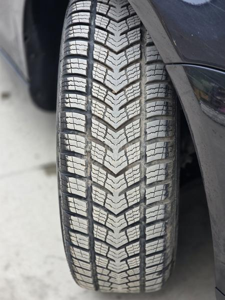 Volkswagen Golf 5 1.9TDI//TOUR