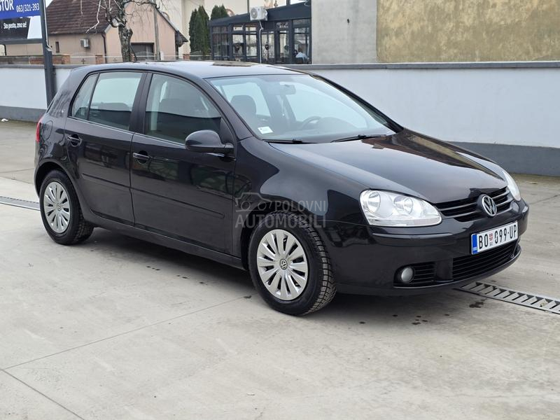 Volkswagen Golf 5 1.9TDI//TOUR
