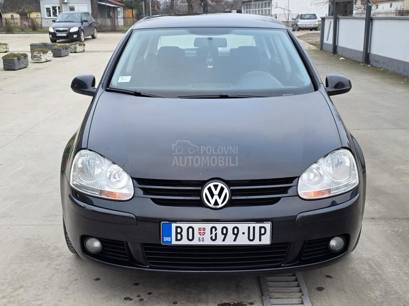 Volkswagen Golf 5 1.9TDI//TOUR