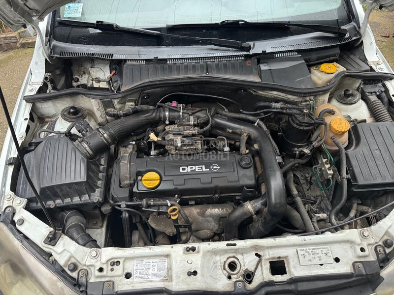 Opel Corsa C 1.7 Dti