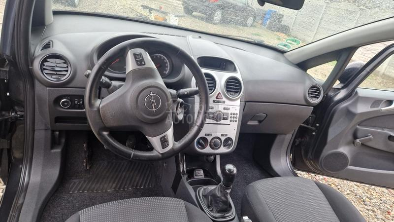 Opel Corsa D RESTAJLING