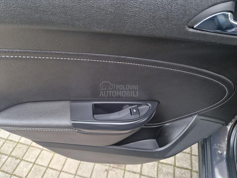 Opel Astra J 1.7CDTI/COSMO